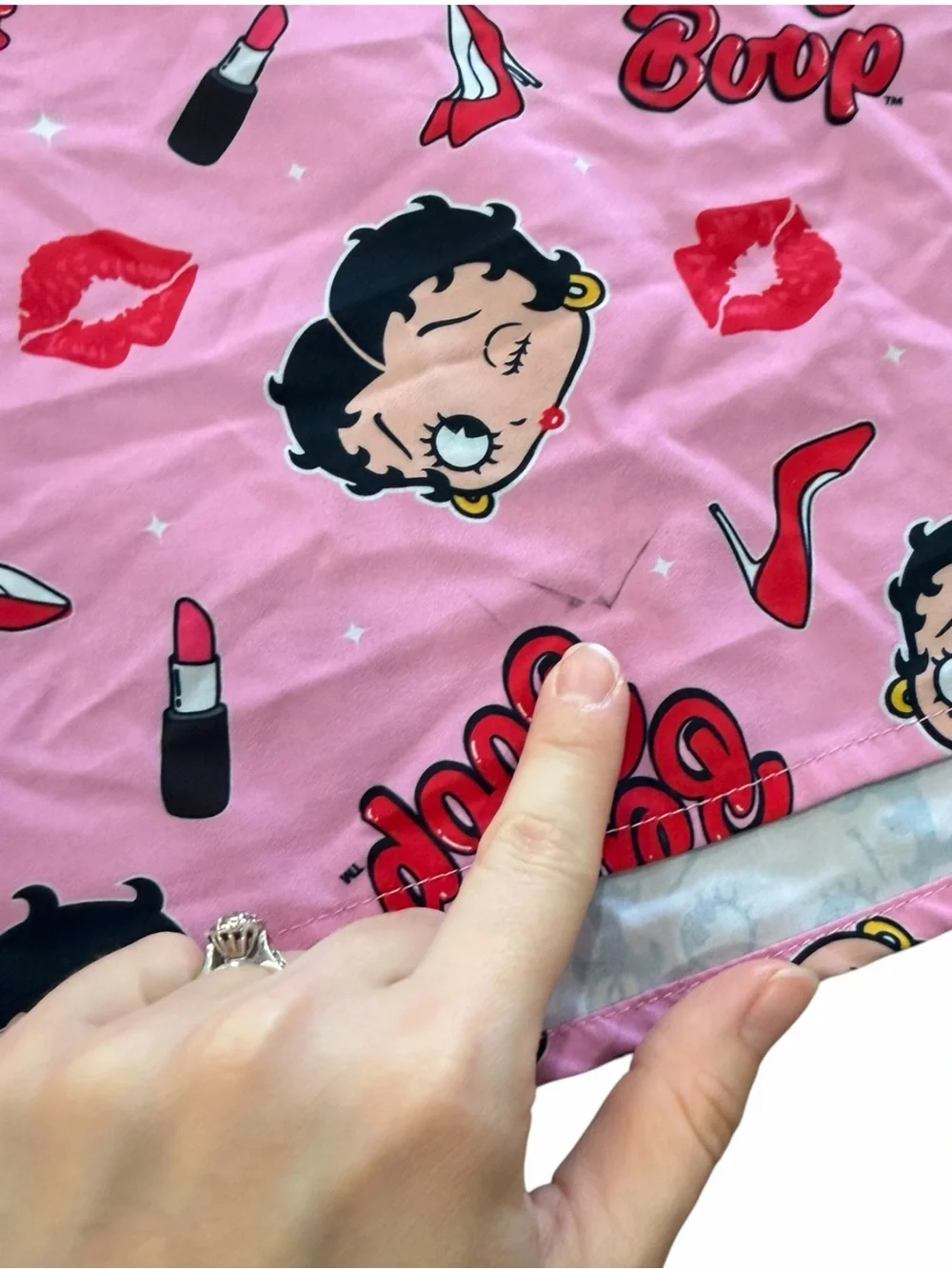 Fleischer Studios Pink Betty Boop Graphic Scrubs Medical Top XL